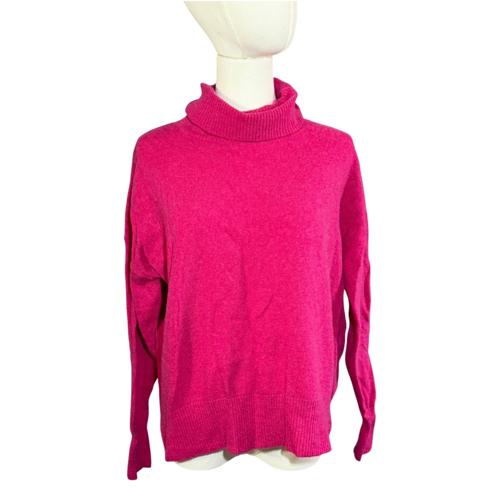 Vici Pink Turtle Neck Wool Sweater Size Medium